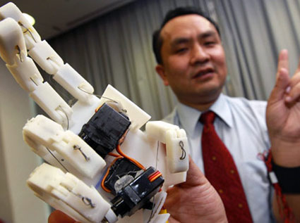 Robotic Hand Allows You To Touch Others Over The Internet