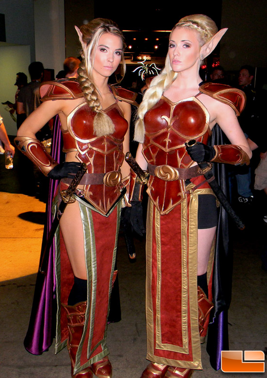 BlizzCon 2011: BlizzBabes & Cosplay Characters