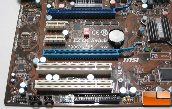 MSI 790GX G65 PCIe expansion slots