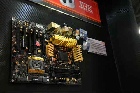 ECS Golden Z77H2-AX Motherboard