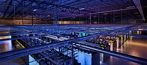 Google Shows Public Pictures of Data Centers!