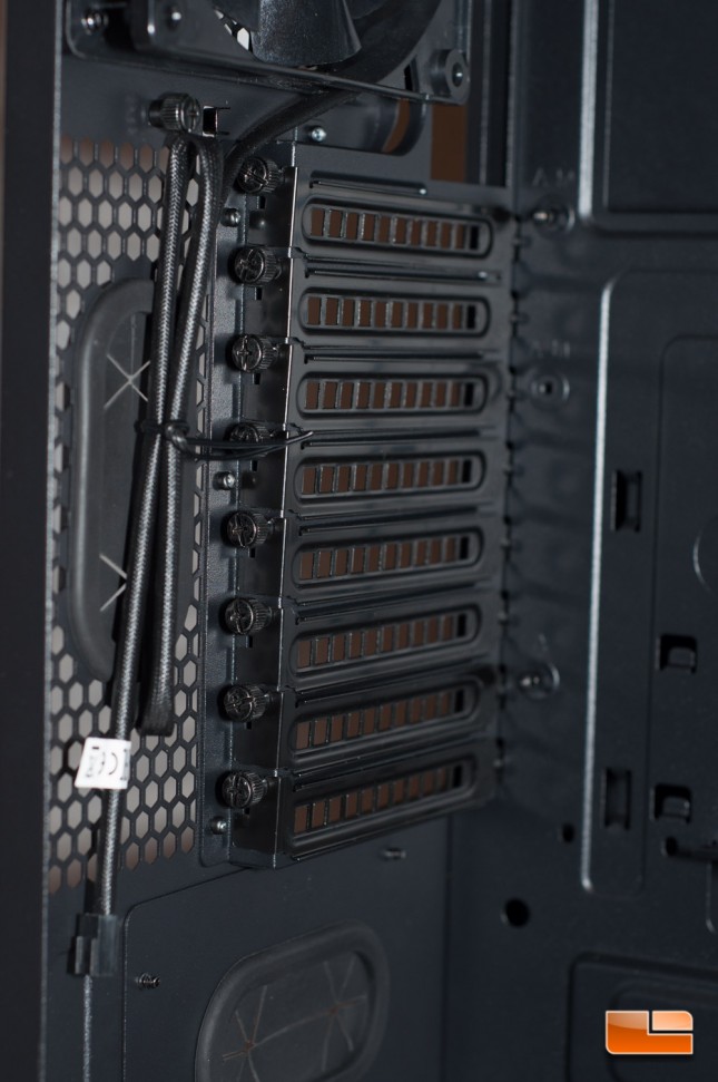 Thermaltake Core X71 - Expansion Slots