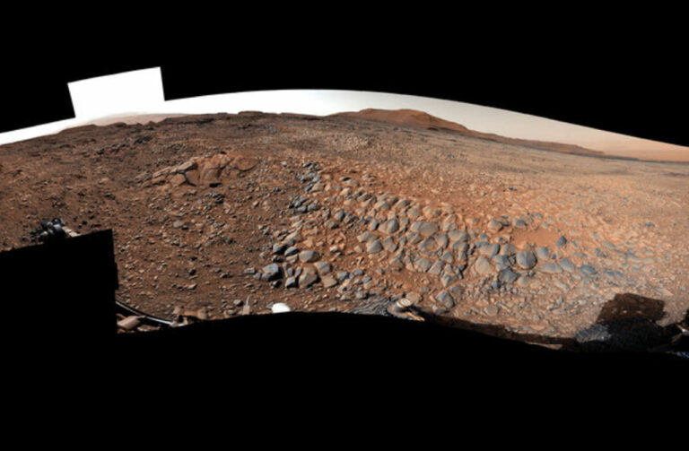 curiosity-rover-reroutes-to-avoid-rocks-legit-reviews